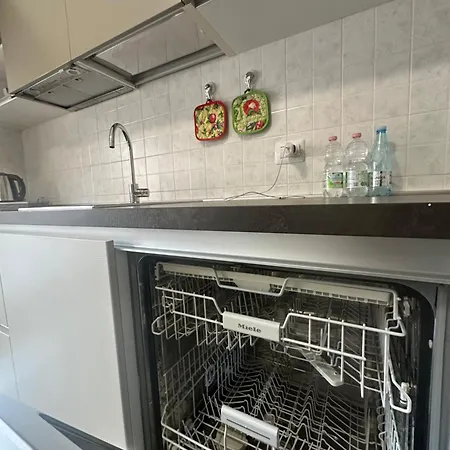 Apartment 3 Star A *